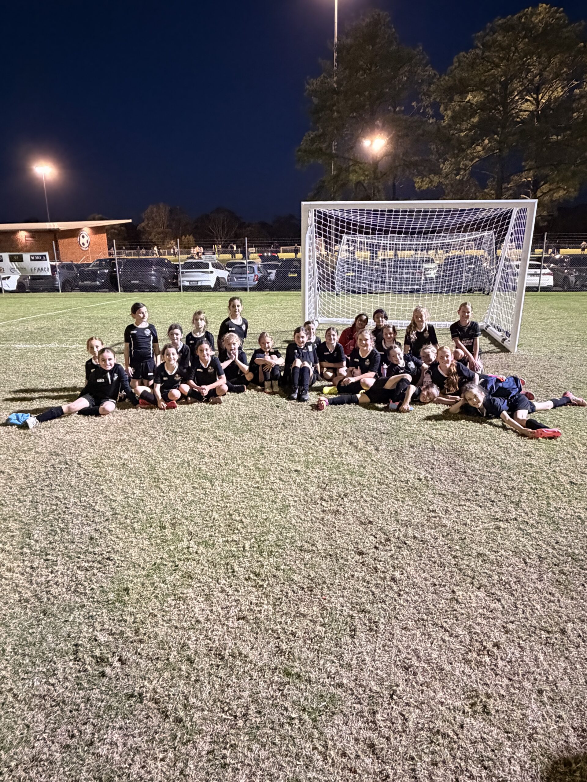 U8 and U9 Girls (2) U8 and U9 Girls (2)